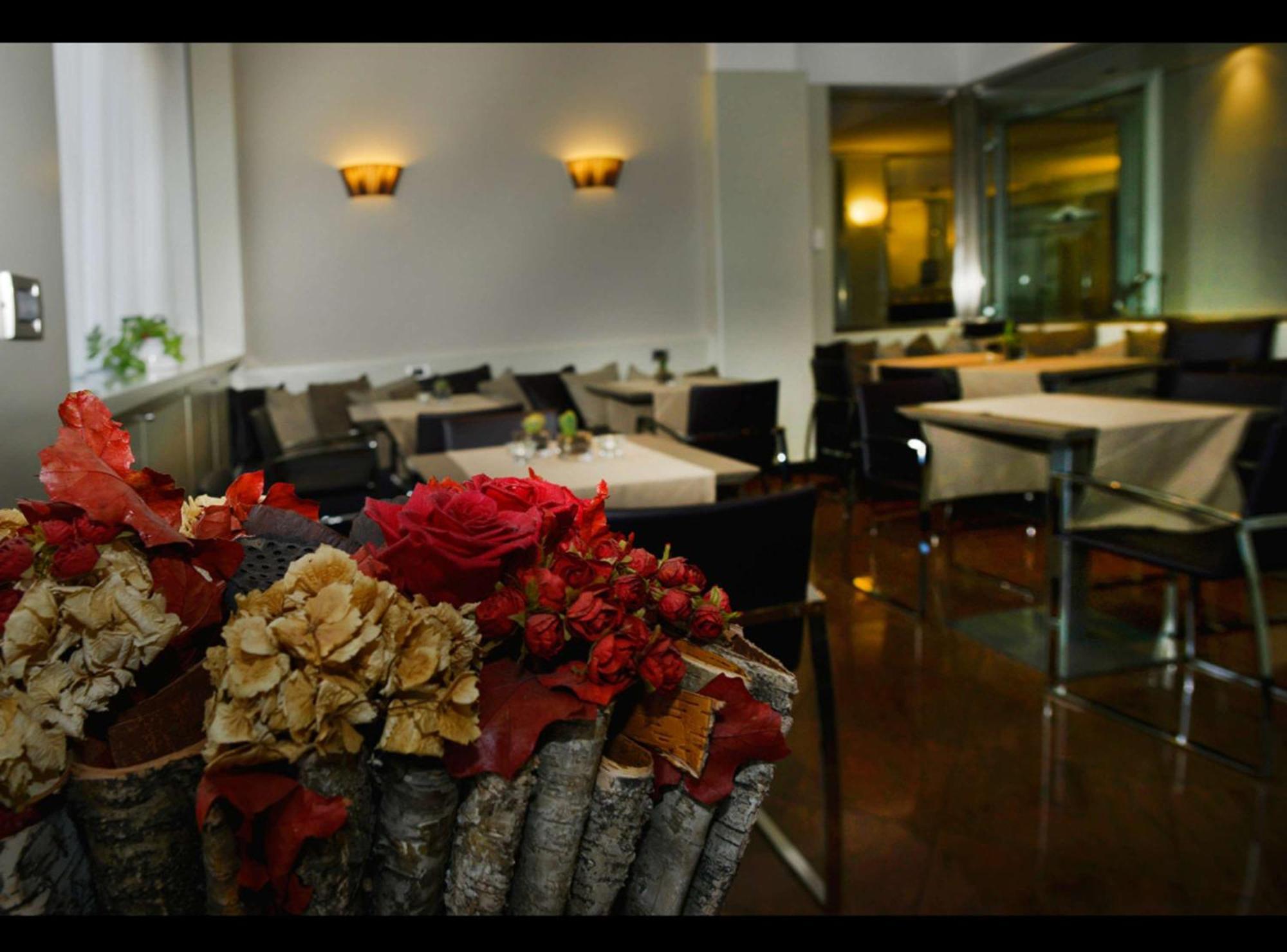 Sure By Western Milano 4*