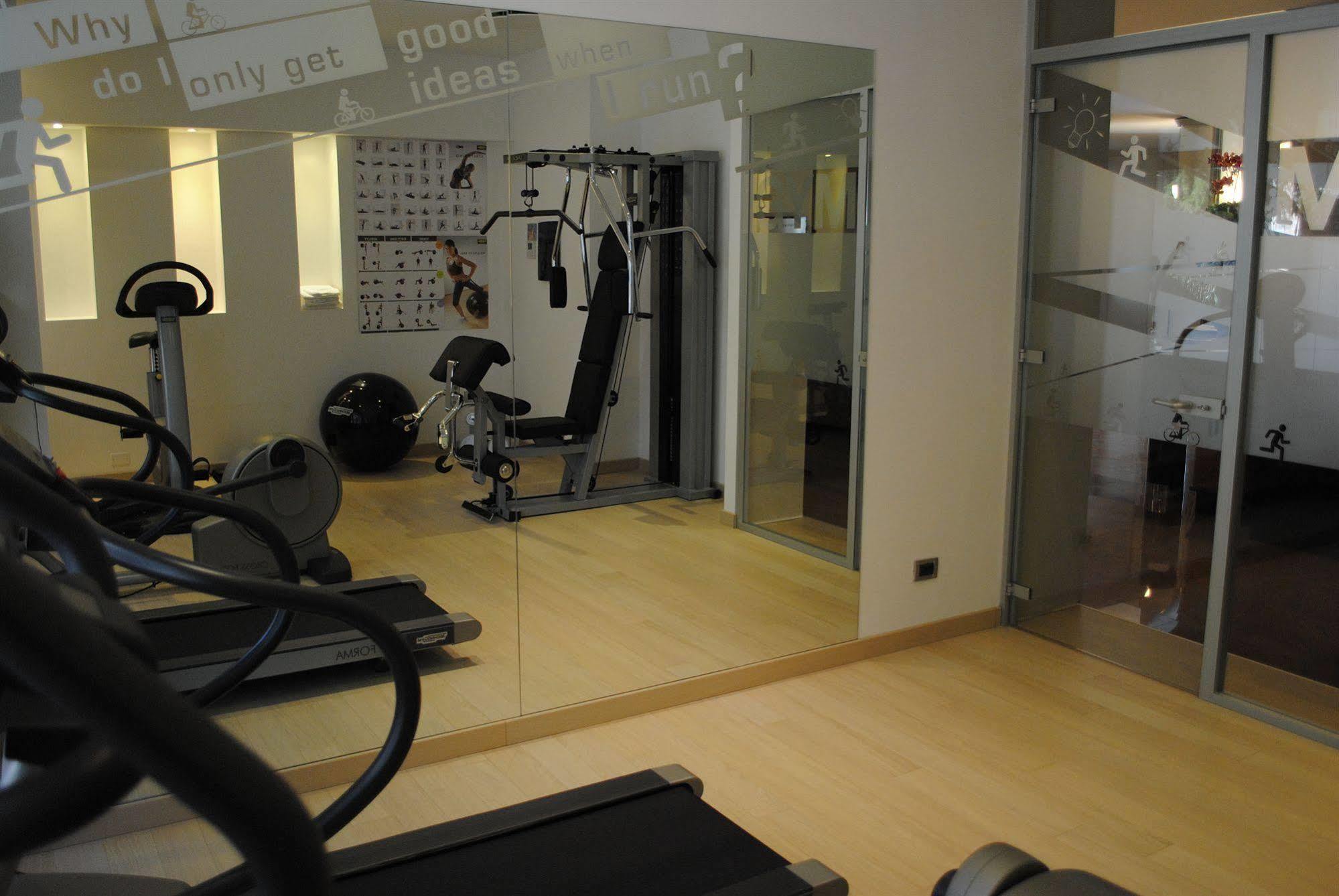 Hotel Milano 4*